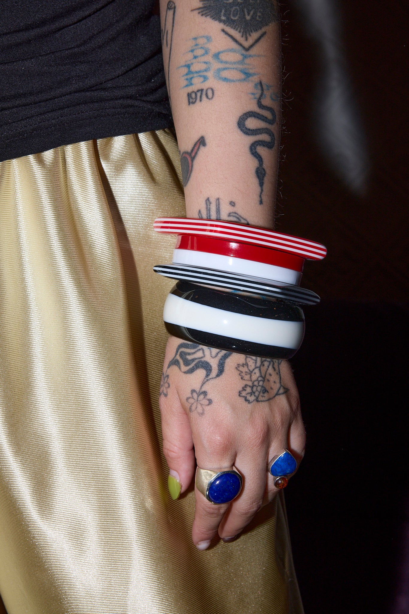 LOT DE 4 BANGLES VINTAGE (4)