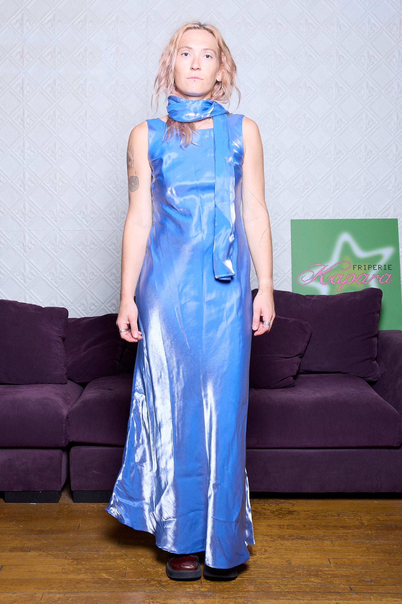 ROBE BLEUE + FOULARD (2 MCX)