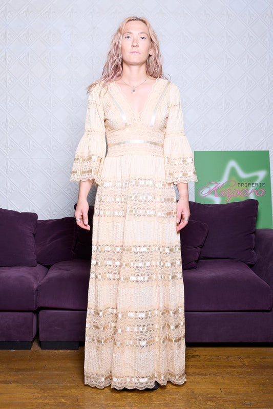 ROBE VICTORIENNE BEIGE